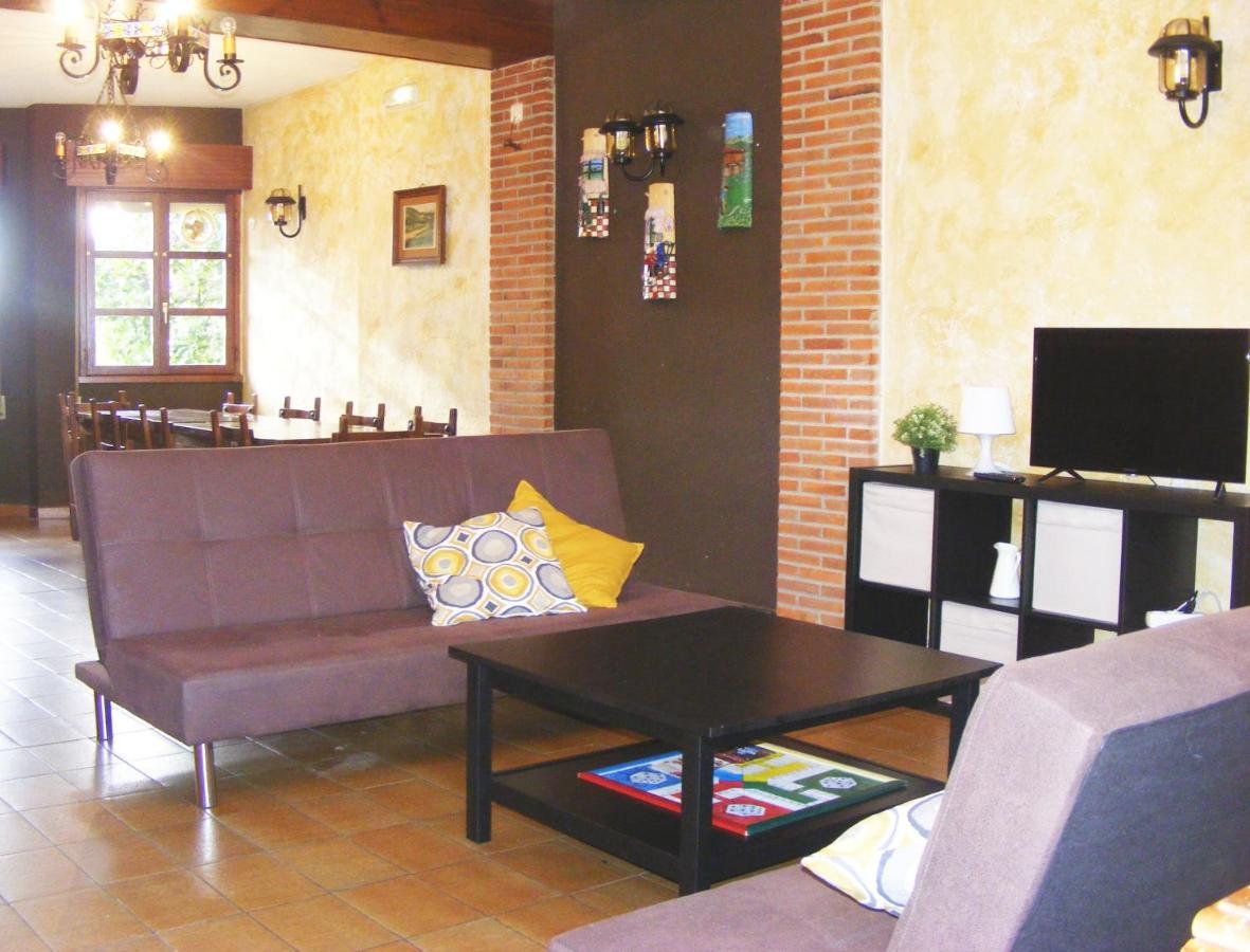 Casa Antuna Lecenes Castiello Eksteriør bilde